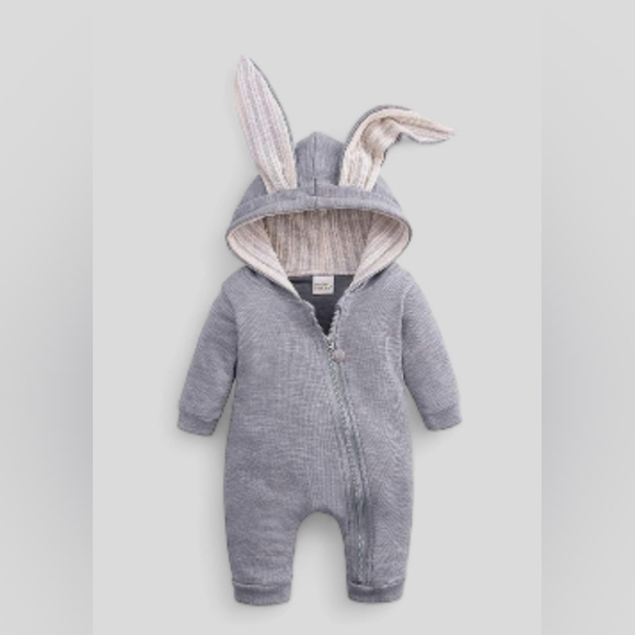 🛍️👗 2 for $25 Simplee kids Bunny Romper Long Ear Hoodie 6-12 month - Picture 1 of 3